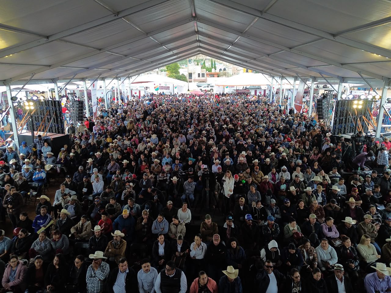 David Monreal durante la presentación de resultados y obras para la región de Sombrerete.